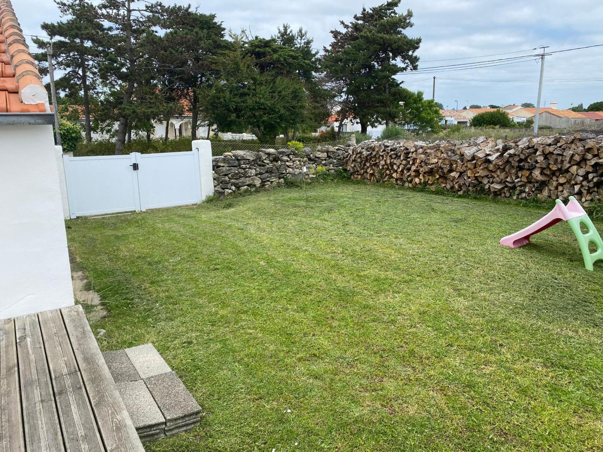 Maison Chez Meme Barbatre Luaran gambar