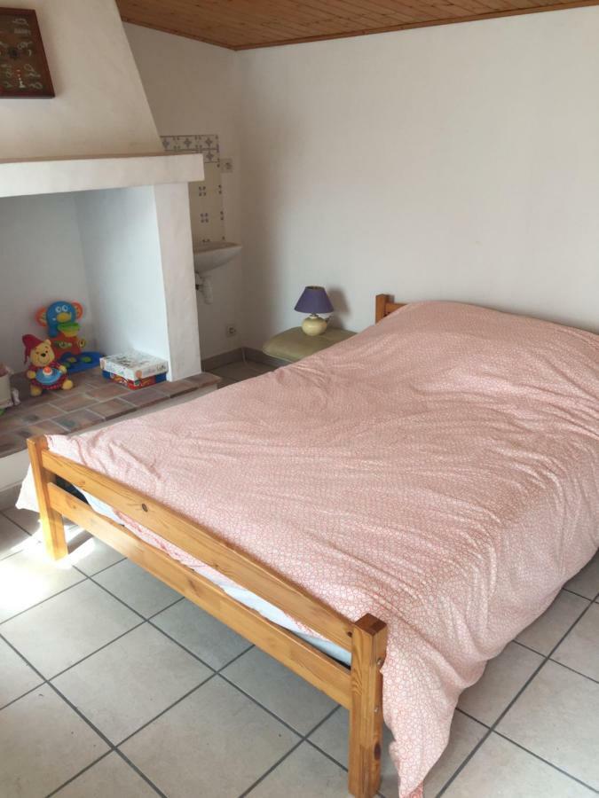Maison Chez Meme Barbatre Luaran gambar